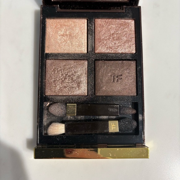 Tom Ford - 03 nude dip eyeshadow - Picture 2 of 9